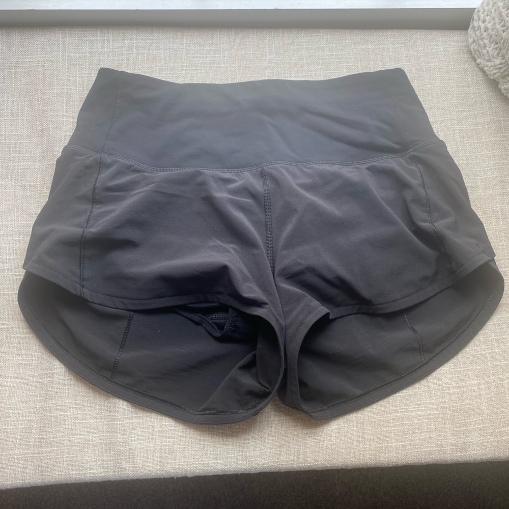 lululemon black high rise 2.5 inch speed ups size 4